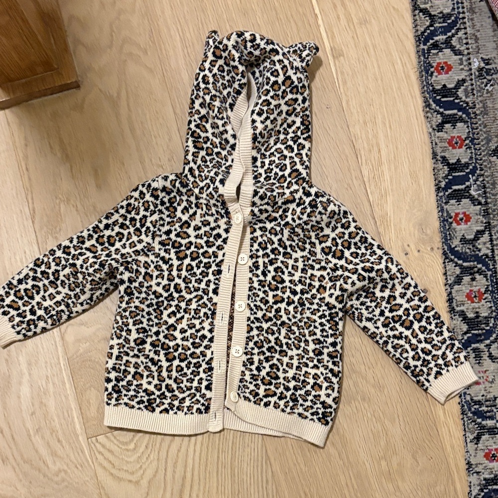 Baby gap leopard hoodie